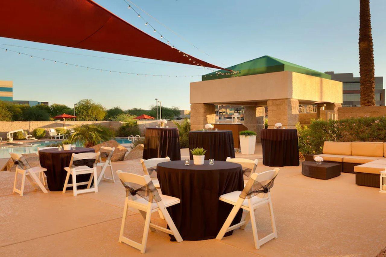 Radisson Hotel Phoenix Airport Екстериор снимка