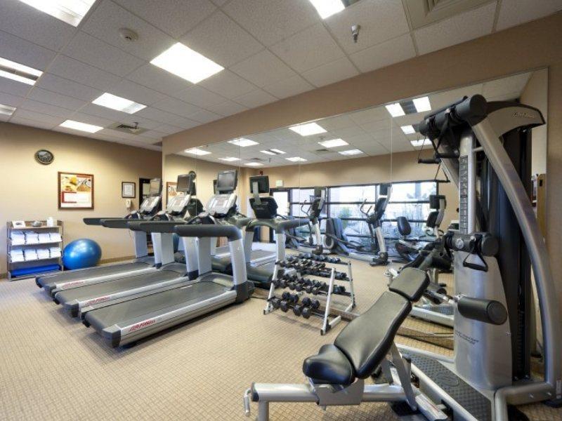 Radisson Hotel Phoenix Airport Съоръжения снимка