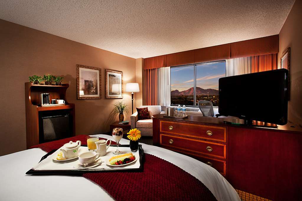 Radisson Hotel Phoenix Airport Стая снимка